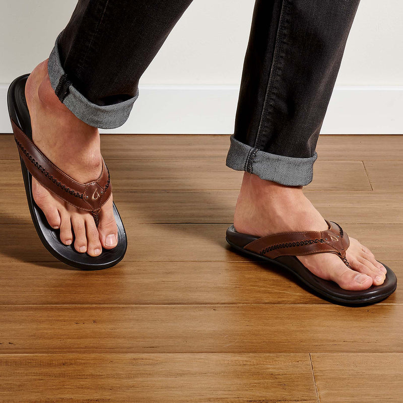 Load image into Gallery viewer, OluKai Mea Ola Sandals