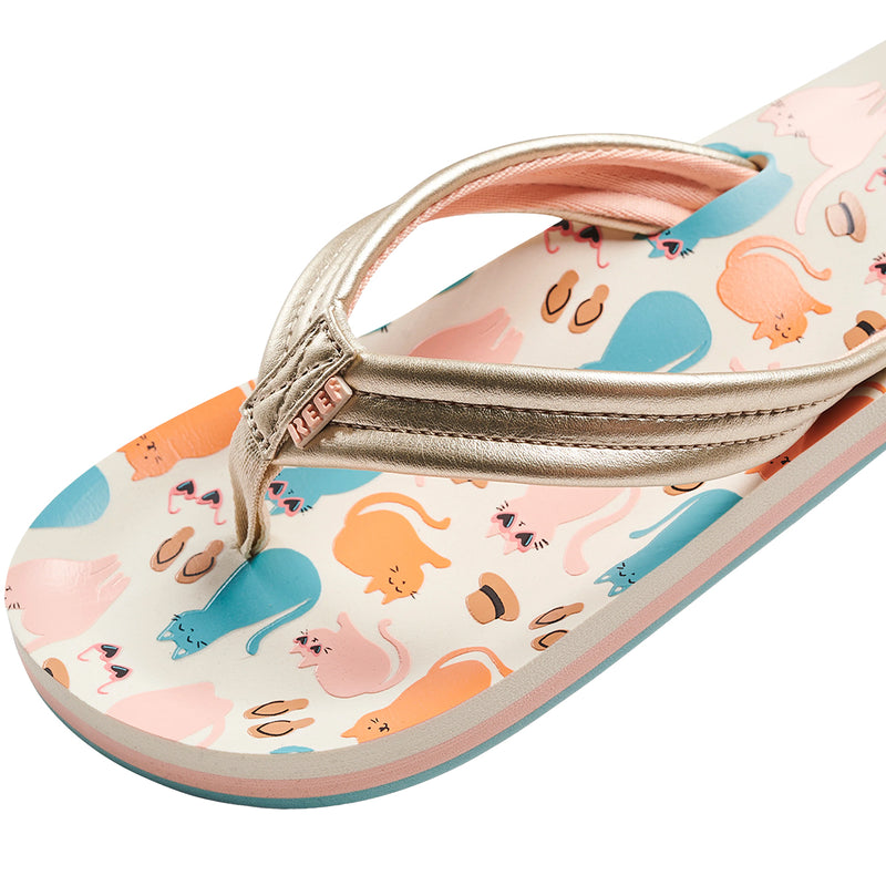 Load image into Gallery viewer, REEF Youth Kids Ahi Sandals - 2024
