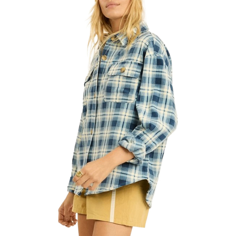 Load image into Gallery viewer, Sisstr Women's Night Waves E-Cozy Long Sleeve Button-Up Fleece Overshirt