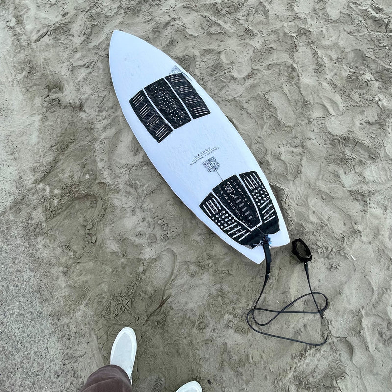 Load image into Gallery viewer, Slater Designs Front Foot Traction Pad