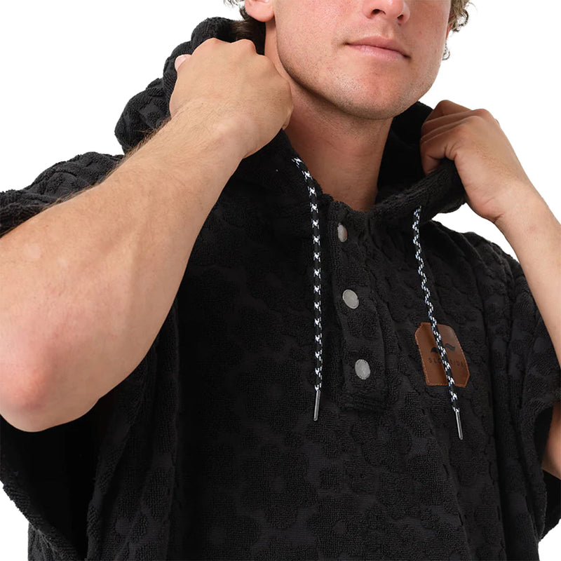 Load image into Gallery viewer, Slowtide Ginny Hooded Changing Poncho