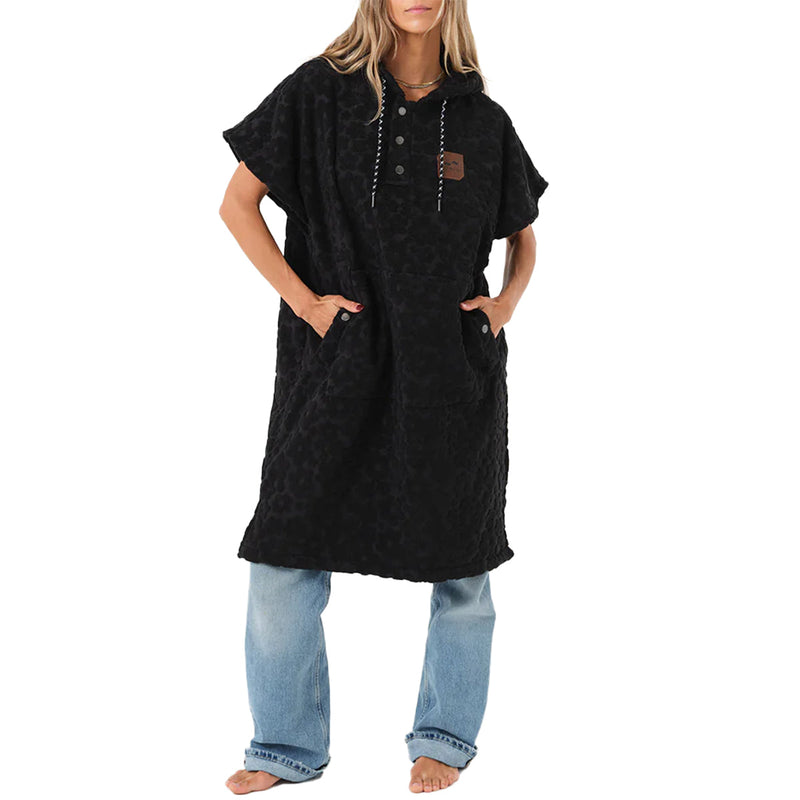 Load image into Gallery viewer, Slowtide Ginny Hooded Changing Poncho 13