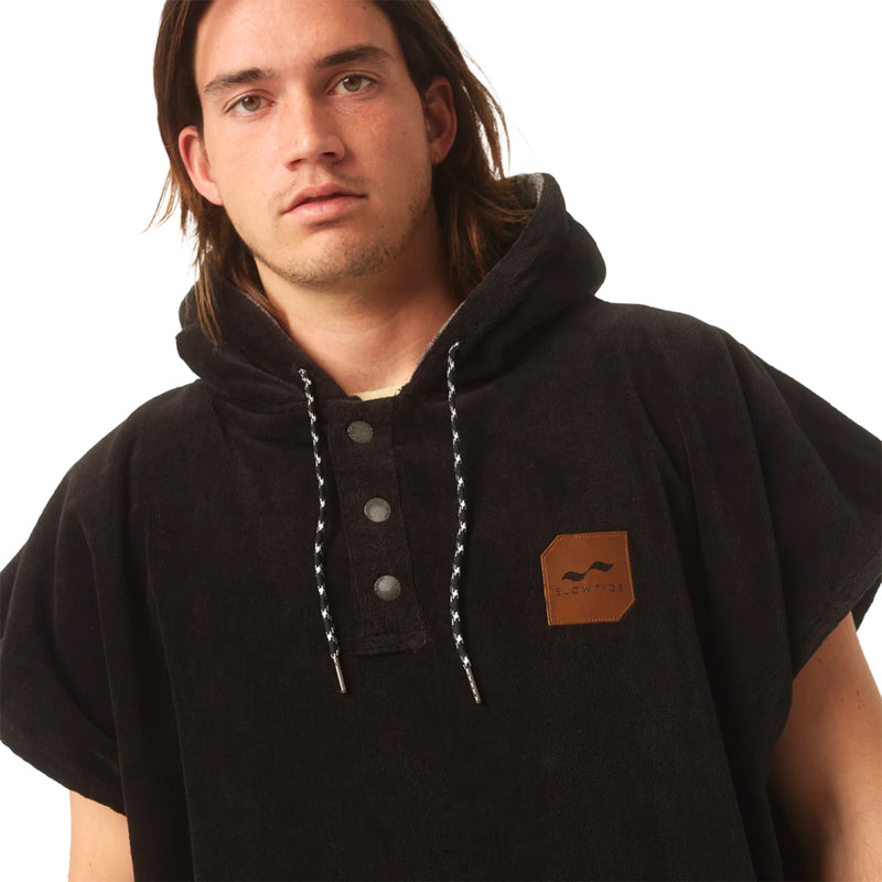 Load image into Gallery viewer, Slowtide The Digs Hooded Changing Poncho
