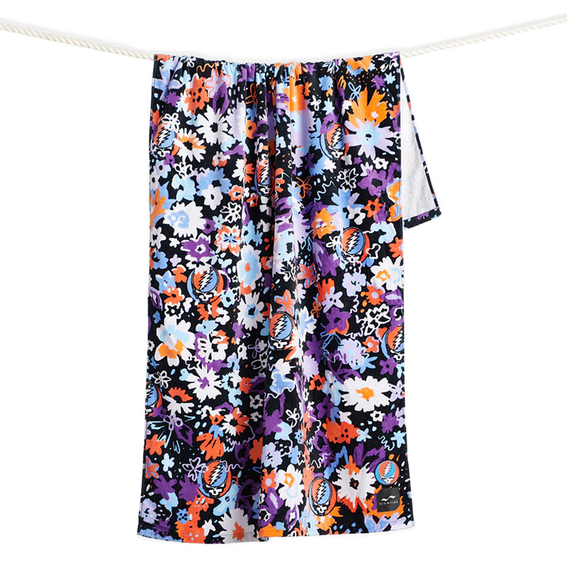 Load image into Gallery viewer, Slowtide Dead Flowers Beach Towel