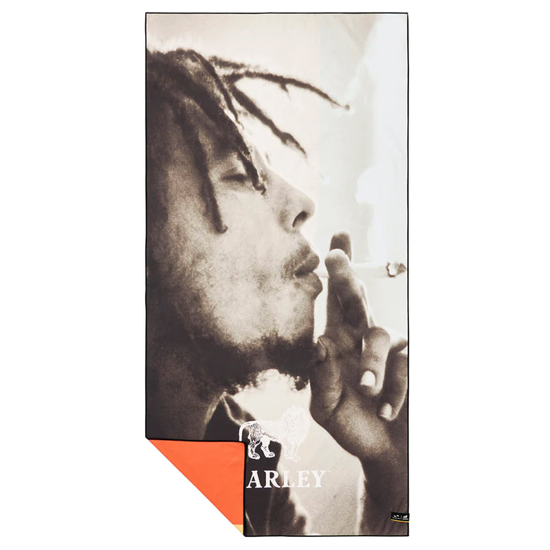 Load image into Gallery viewer, Slowtide Kaya Performance Quick-Dry Travel Beach Towel