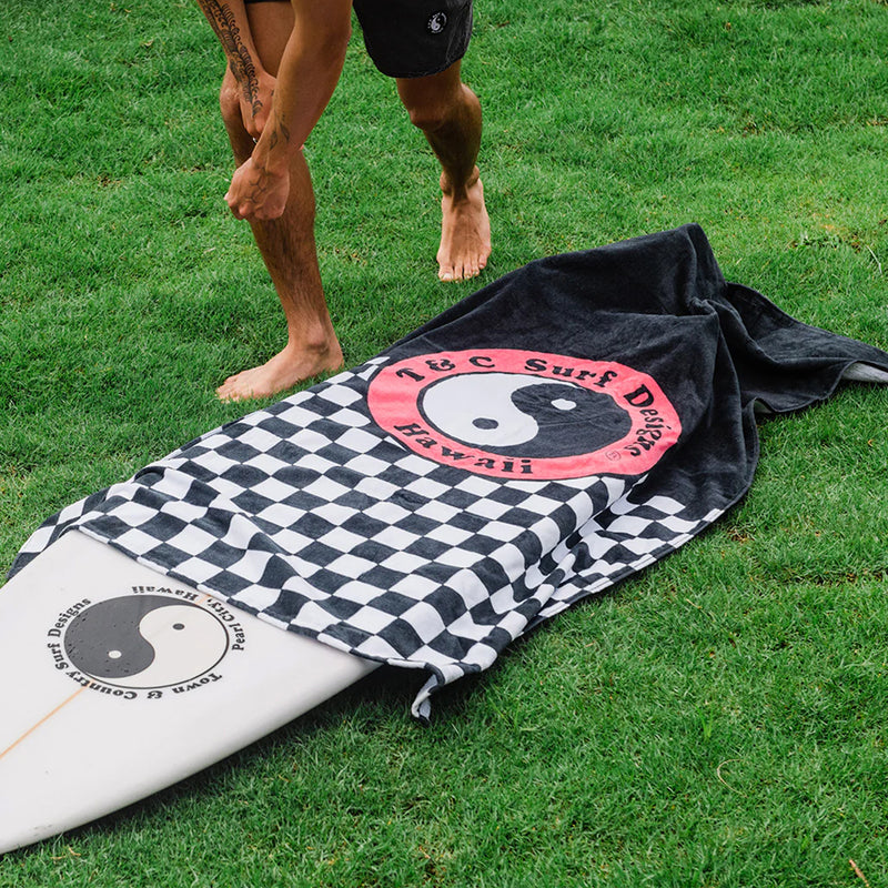 Load image into Gallery viewer, Slowtide Country Classic Beach Towel