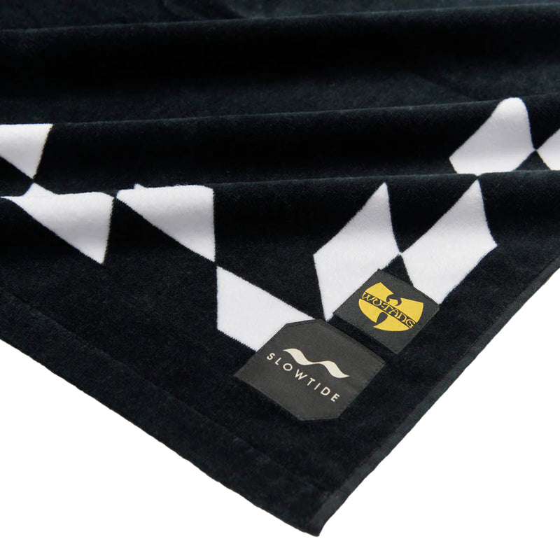 Load image into Gallery viewer, Slowtide Blocks On Fire Beach Towel