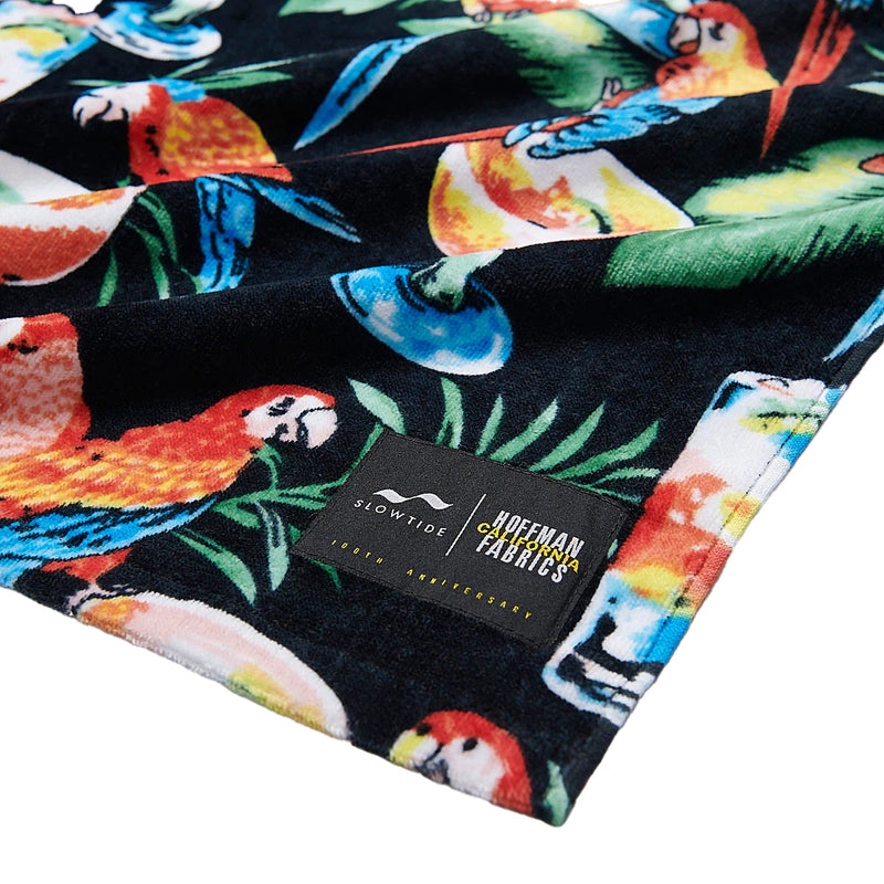 Load image into Gallery viewer, Slowtide Cocktail Party Beach Towel