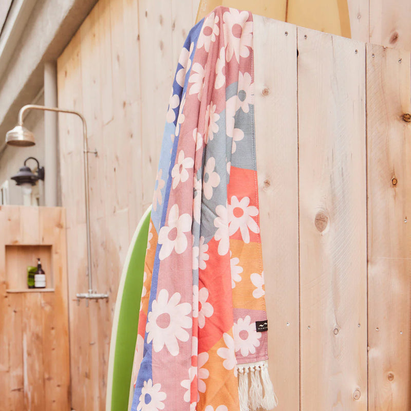 Load image into Gallery viewer, Slowtide Joplin Turkish Beach Towel