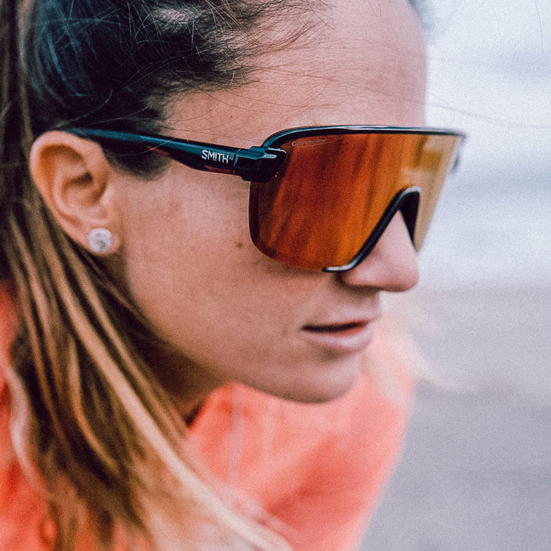 Load image into Gallery viewer, Smith Women's Bobcat Sunglasses - Black/ChromaPop Red Mirror