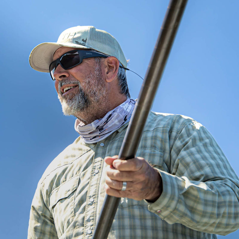 Load image into Gallery viewer, Smith Guide's Choice Polarized Sunglasses - Matte Black/ChromaPop Gray Green