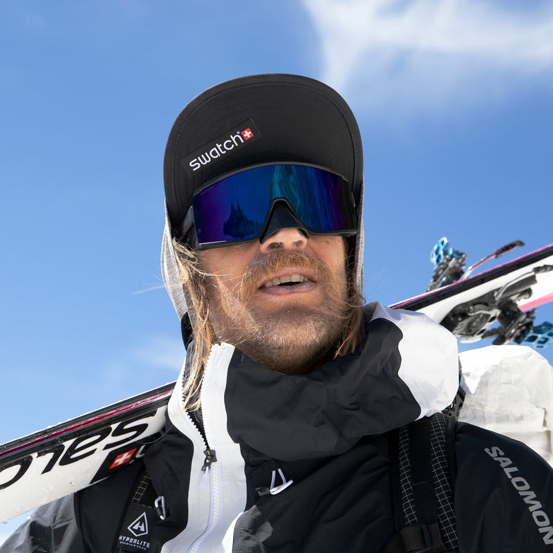 Load image into Gallery viewer, Smith Pursuit Sunglasses - Matte Black/ChromaPop Glacier Photochromic Copper Blue Mirror