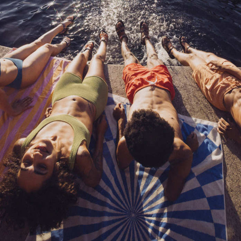 Load image into Gallery viewer, Teva Women's 90s Hurricane XLT2 Revive Sandals