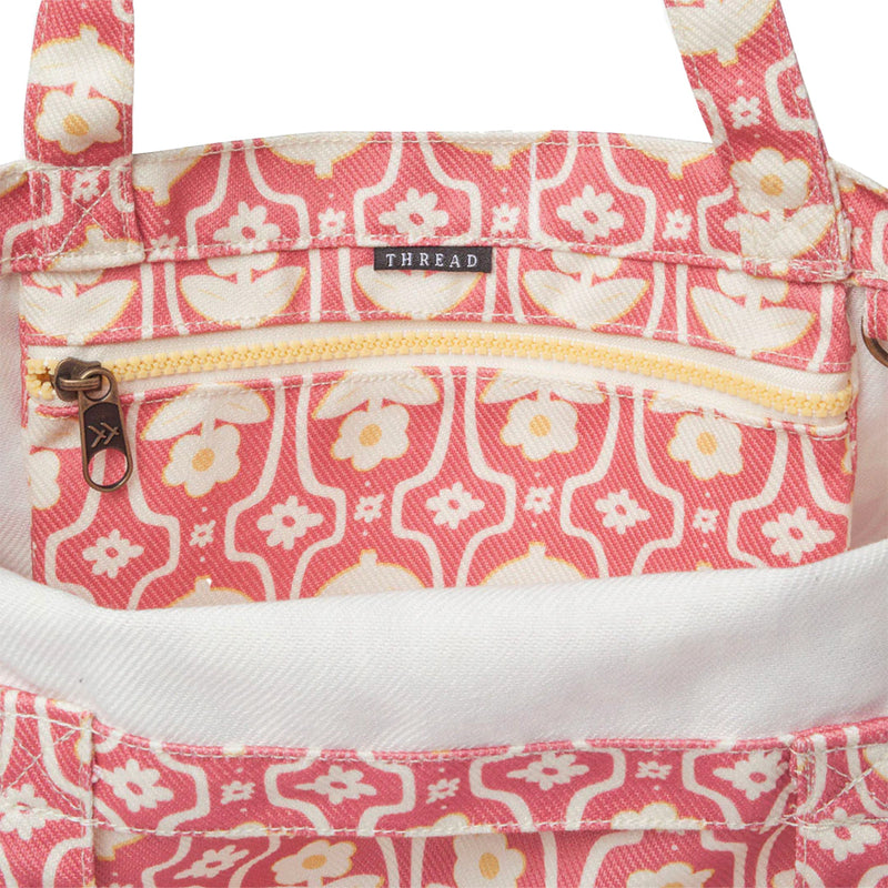 Load image into Gallery viewer, Thread Wallets Daily Tote Bag