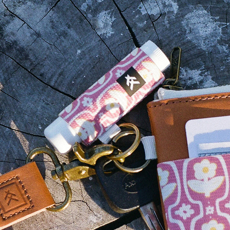 Load image into Gallery viewer, Thread Wallets Lip Balm Holder Keyring