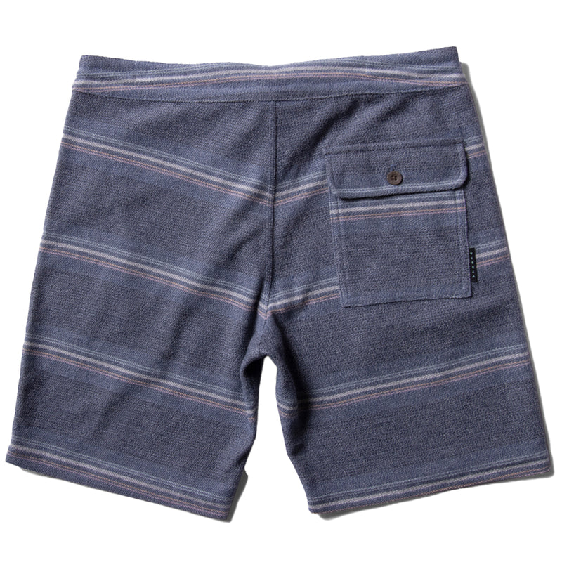 Load image into Gallery viewer, Vissla Fuel Up 18&quot; Sofa Surfer Shorts
