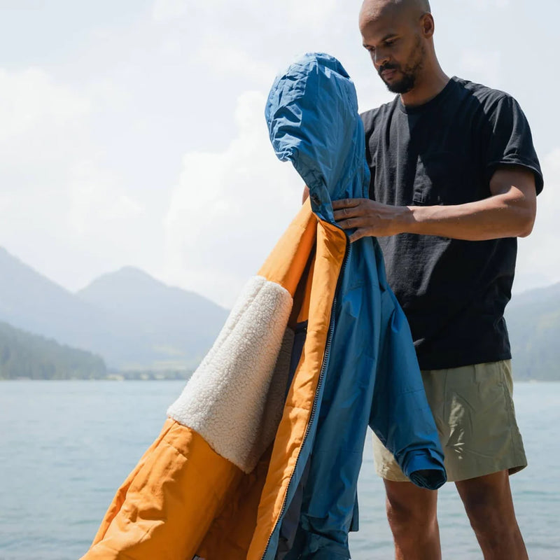 Load image into Gallery viewer, Voited Robe Drycoat Hooded Changing Poncho