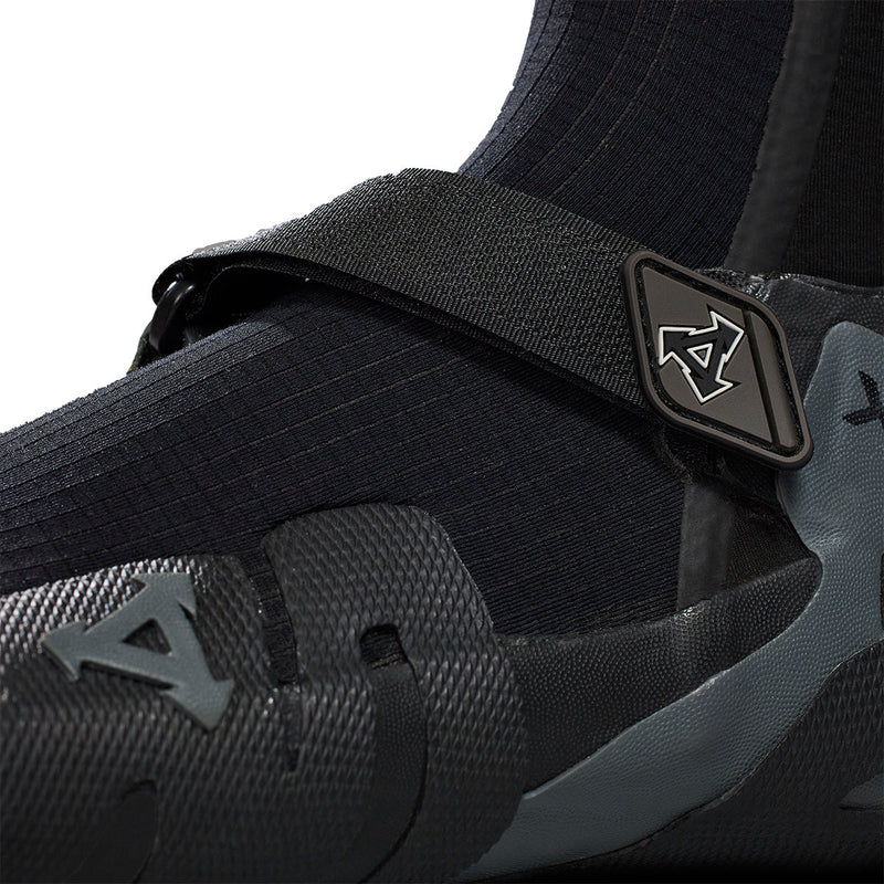 Load image into Gallery viewer, Xcel Drylock 5mm Round-Toe Boots