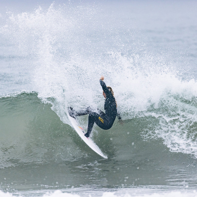 Load image into Gallery viewer, Xcel Women's Comp X 3/2 Chest-Zip Wetsuit