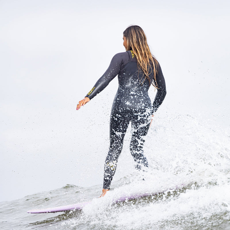 Load image into Gallery viewer, Xcel Women's Comp X 3/2 Chest-Zip Wetsuit