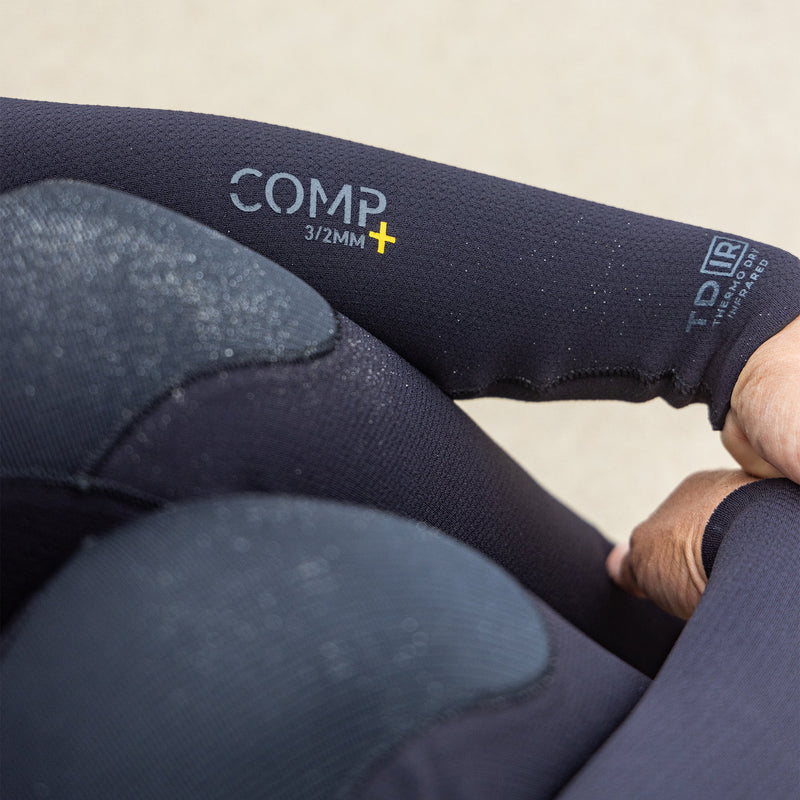 Load image into Gallery viewer, Xcel Women's Comp+ 3/2 Chest-Zip Wetsuit