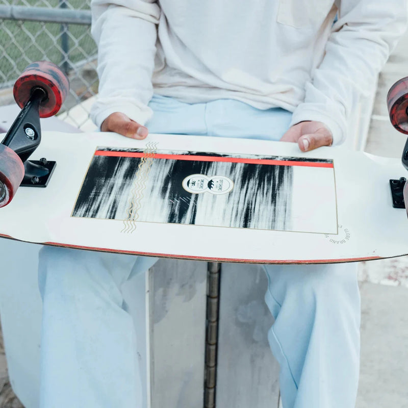 Load image into Gallery viewer, Globe Zuma On Shore Flat 31.5" Skateboard Complete