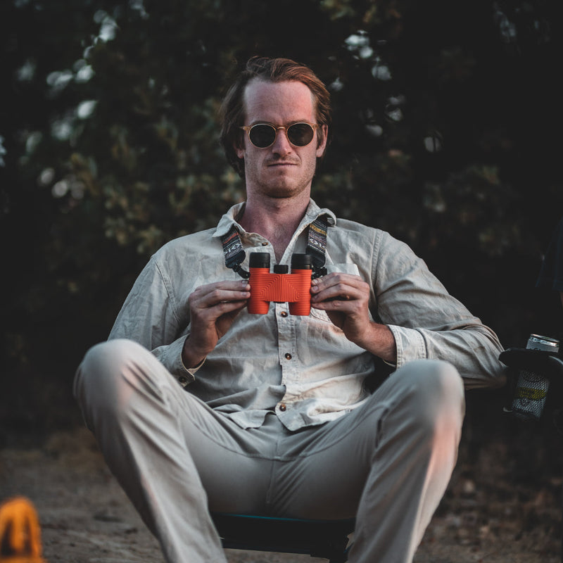 Load image into Gallery viewer, Nocs Provisions Standard Issue 8×25 Waterproof Binoculars