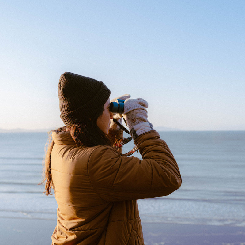 Load image into Gallery viewer, Nocs Provisions Field Issue 10×32 Waterproof Binoculars