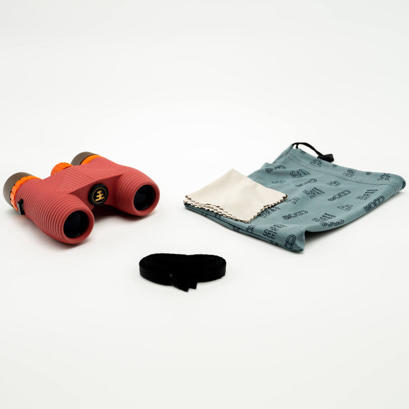 Load image into Gallery viewer, Nocs Provisions Standard Issue 10×25 Waterproof Binoculars