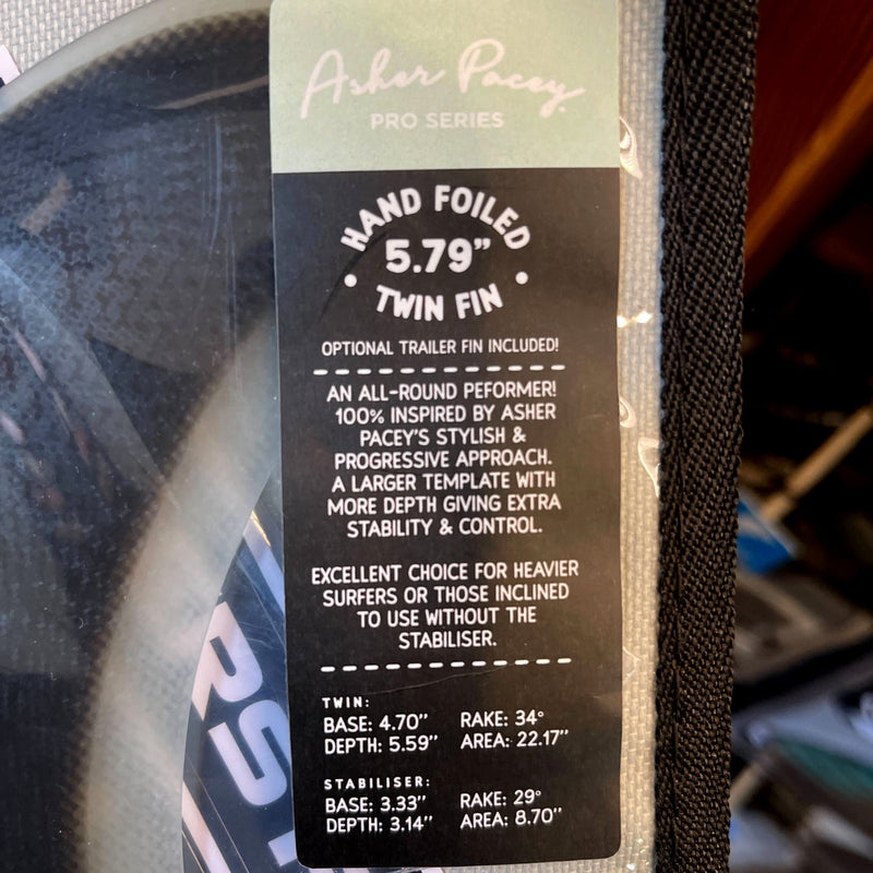 Load image into Gallery viewer, Shapers Asher Pacey Futures Compatible Twin + 1 Fin Set - 5.79"