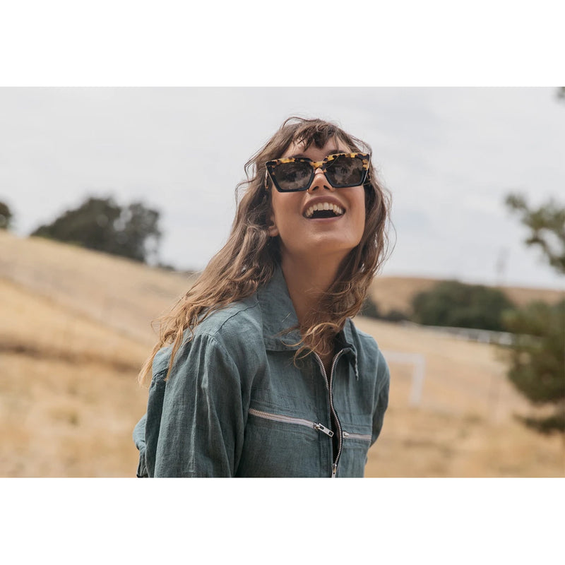 Load image into Gallery viewer, RAEN Women's Keera Sunglasses - Tamarin Tort/Bronze Mirror