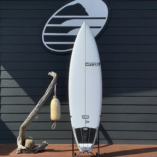 Load image into Gallery viewer, Pyzel Shadow 6&#39;3 x 19 ½ x 2.63 Surfboard • LIKE NEW

