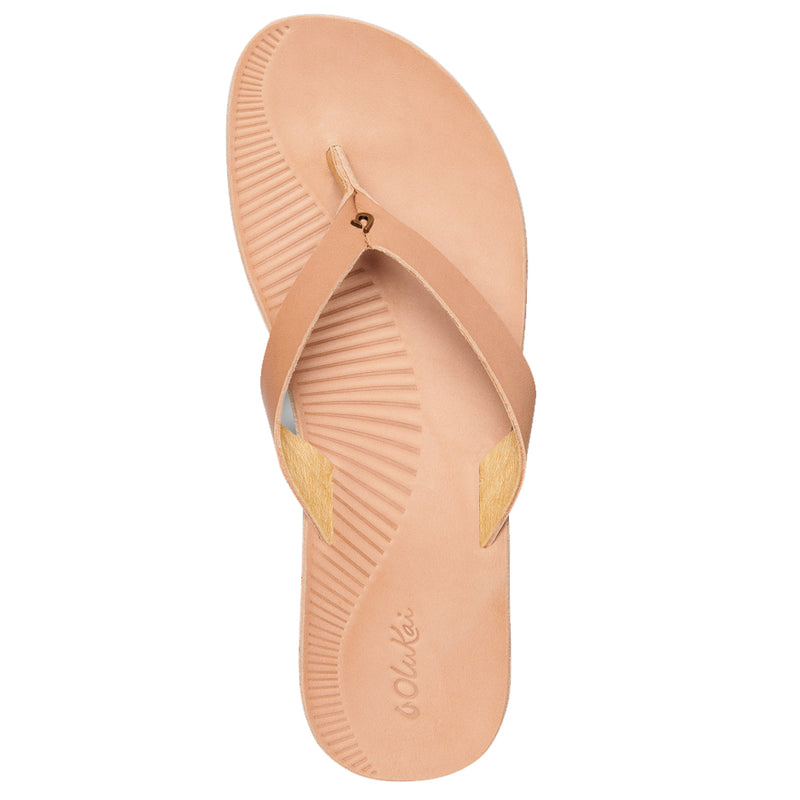 Load image into Gallery viewer, OluKai Women&#39;s Ao Loa Leather Sandals - Golden Sand
