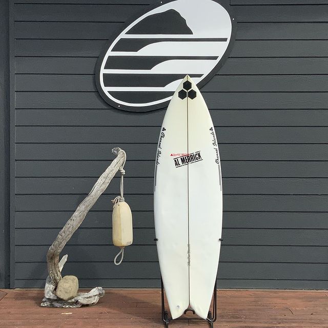 Load image into Gallery viewer, Channel Islands Fishbeard 5&#39;9 x 19 ⅝ x 2 ½ Surfboard • USED
