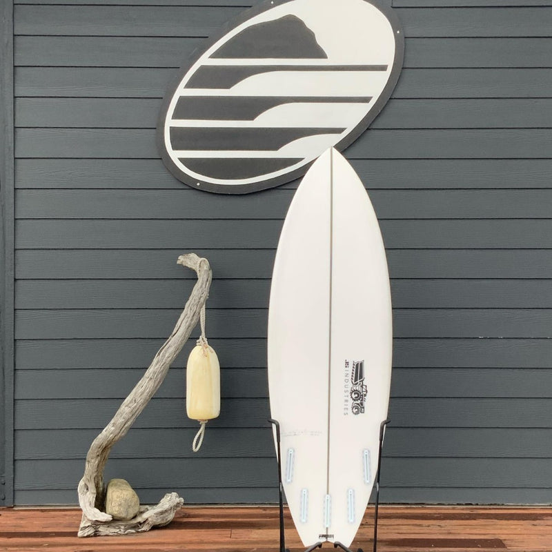 Load image into Gallery viewer, JS Industries Sub Xero 5&#39;5 x 19 ⅝ x 2 ½ Surfboard • USED
