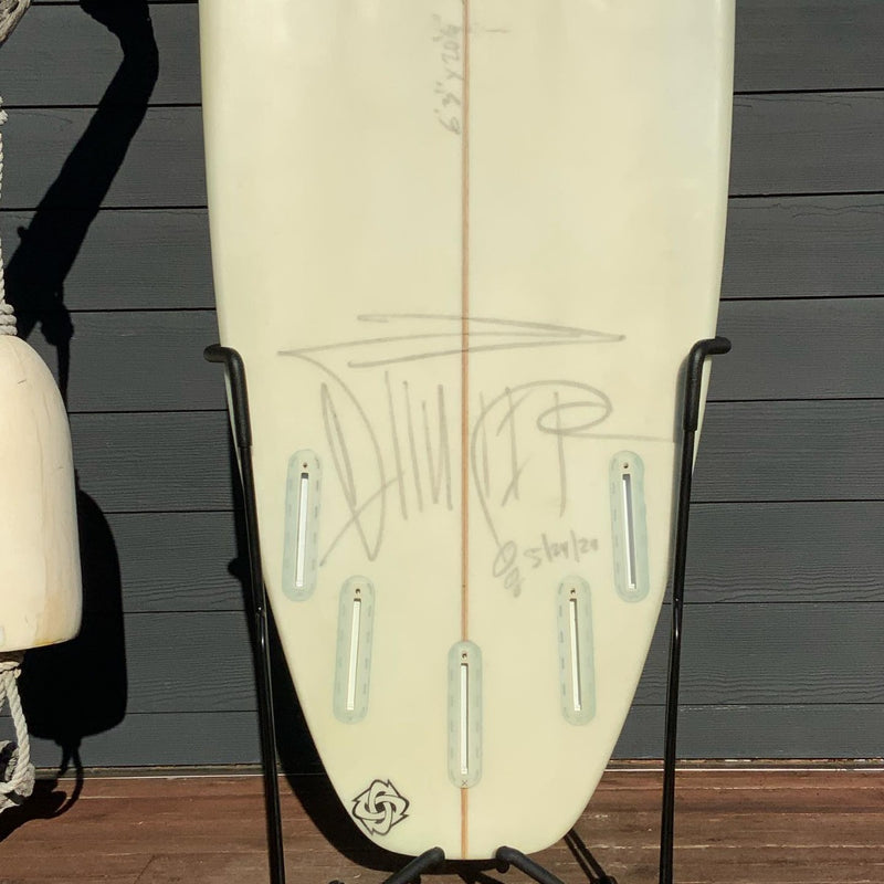 Load image into Gallery viewer, Shuler Mod Spark 6&#39;3 x 20 ¼ x 2 ½ Surfboard • USED

