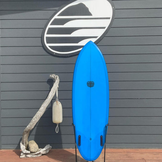 North West Surf Design Sick Fish 5'5 x 19 ⅜ x 2 ⅜ Surfboard • USED