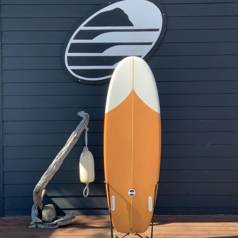 Load image into Gallery viewer, Murdey Stumpy 5&#39;8 x 21 ⅛ x 2 ⅝ Surfboard • USED
