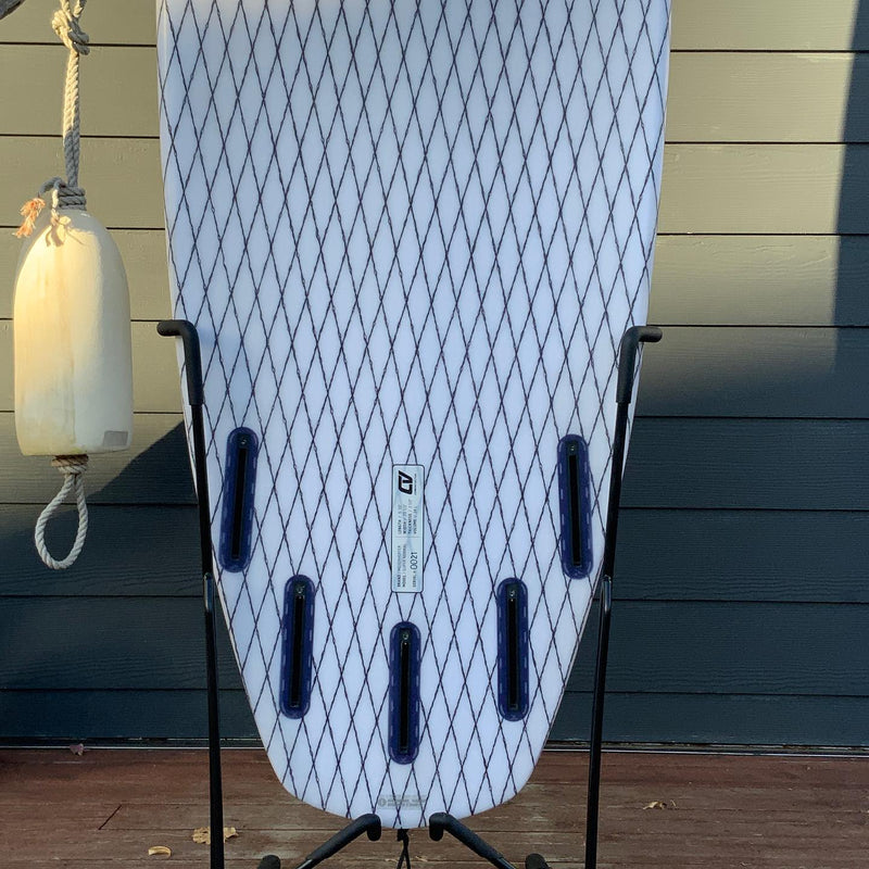 Load image into Gallery viewer, Meyerhoffer Surf Super Normal Carbon Vector 5'10 × 20 ½ × 2 ½ Surfboard • USED 3
