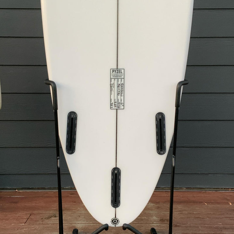 Load image into Gallery viewer, Pyzel Shadow 6'4 x 19 ¾ x 2 11/16 Surfboard • USED 3
