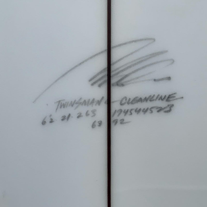 Load image into Gallery viewer, Album Surf Twinsman 6'2 × 21 × 2 ⅝ Surfboard • USED 4
