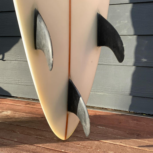 Tom Scott Custom 8'3 x 19 ¼ x 2 ⅞ Surfboard • USED
