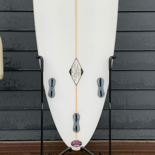 Arakawa MR200 6'10 × 18 ⅝ × 2 9/16 Surfboard • USED 3
