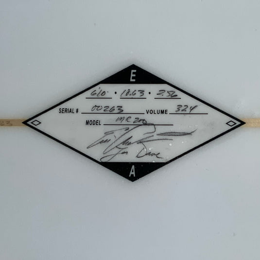 Arakawa MR200 6'10 × 18 ⅝ × 2 9/16 Surfboard • USED 4
