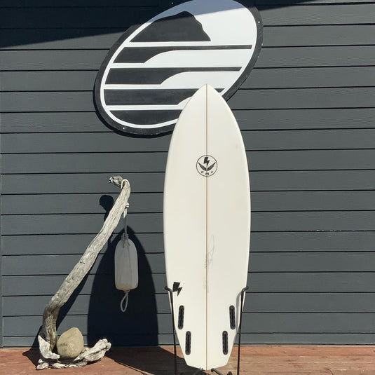 NME Custom 5'9 x 20 ⅞ x 2 7/16 Surfboard • USED