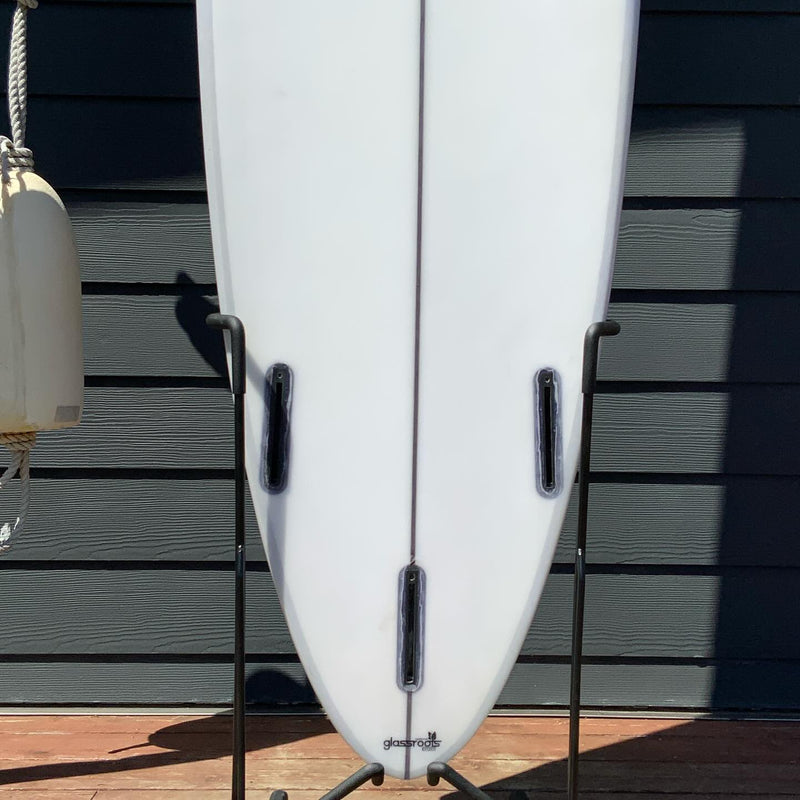 Load image into Gallery viewer, Solid Step-Up 7'6 × 20 × 2 ¾ Surfboard • USED 3
