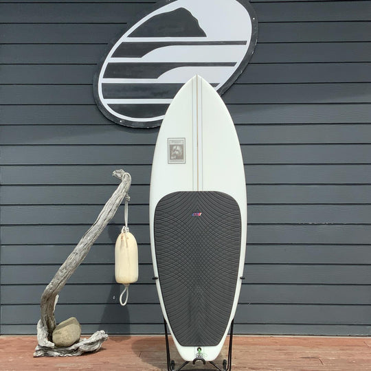 Barry Snyder Designs Dissect Series 5'9 × 23 ½ × 2 ¾ Surfboard • LIKE NEW