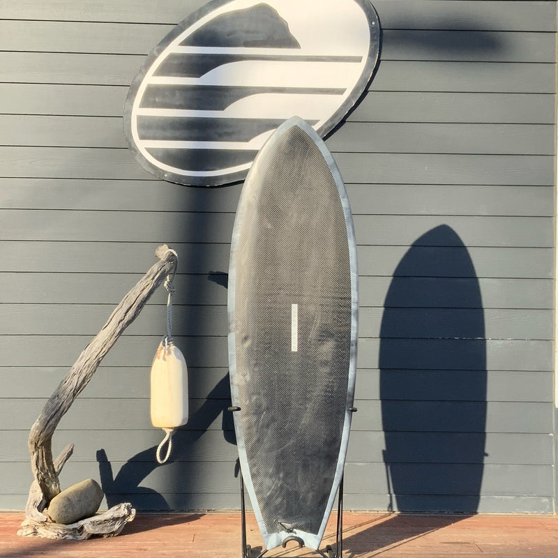 Load image into Gallery viewer, Pace Custom 5'7 × 20 ½ × 2 ½ Surfboard • USED 1
