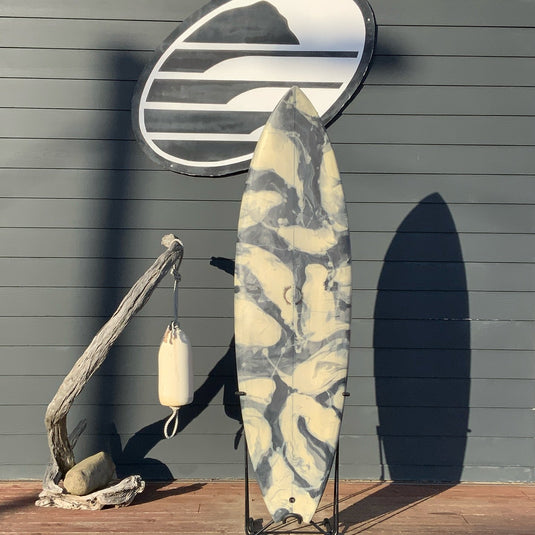 Pace Custom 5'11 × 19 ½ × 2 ½ Surfboard • USED 1