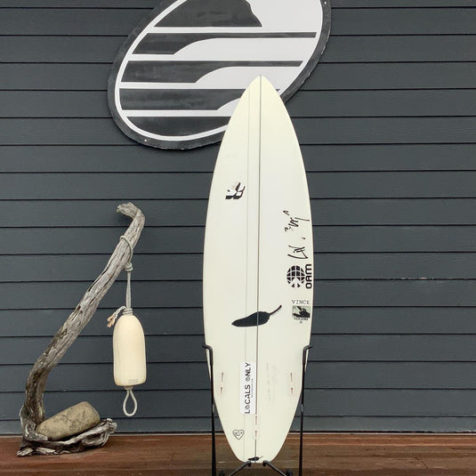 Chili Volume II 5'8 x 18 ⅞ x 2 ⅜ Surfboard • USED 2
